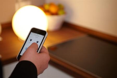 智能灯泡app开发 智能生活好管家 智能灯泡app开发 智能生活好管家