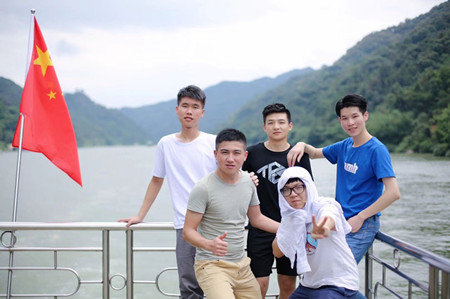 APP软件开发公司夏日清凉之旅 APP软件开发公司夏日清凉之旅