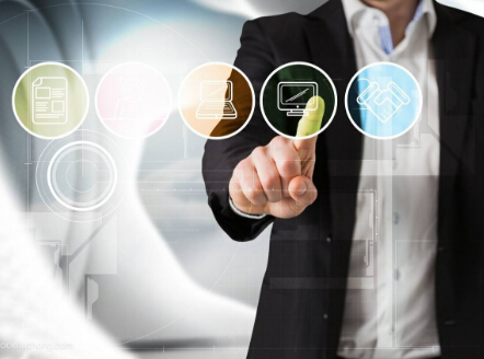 AI真的适合人力资源管理软件开发领域吗