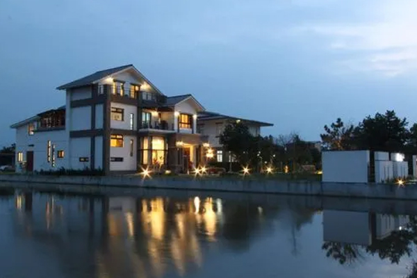 民宿客栈app定制软件为用户提供高性价比的房源--软件app开发公司广州91直播