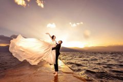 婚纱旅拍app软件定制开发婚纱照也能拍出新的感觉