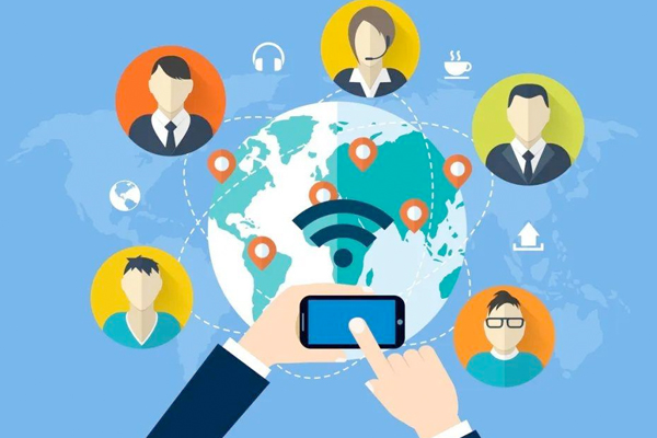 开发一款聊天APP需要包含哪些功能和创意?