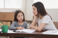 作业辅导app软件开发帮助学生们提高学习效率和成绩表现