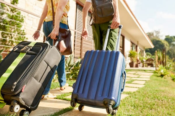 民宿预订系统APP制作开发:功能解析、定制流程与成功秘诀