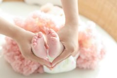 母婴软件APP制作陪伴宝宝成长 | 2025完整功能清单与开发指南 母婴软件APP制作陪伴宝宝成长 | 2025完整功能清单与开发指南